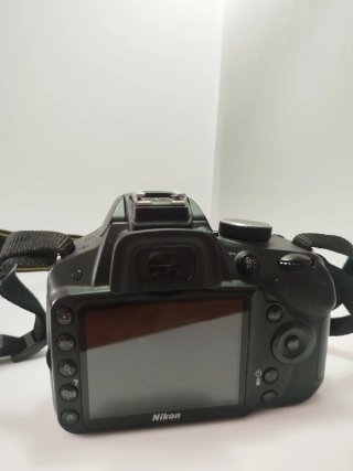 Nikon D3200 + AFS DX NIKKOR 18-55 3.5-5.6G VR