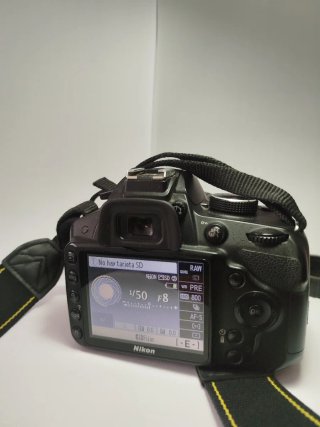Nikon D3200 + AFS DX NIKKOR 18-55 3.5-5.6G VR