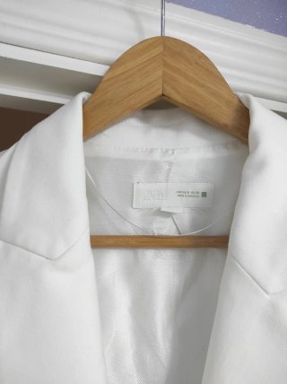 Traje Zara Blanco Chaleco y Pantalón