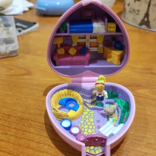 Polly Pocket
