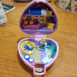 Polly Pocket