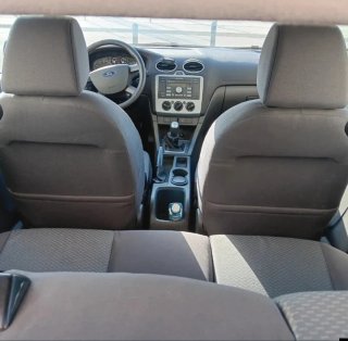 Ford Focus ITV AL día aire extras