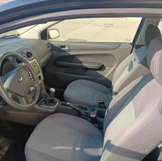 Ford Focus ITV AL día aire extras