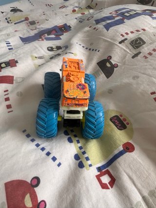 Monster Trucks