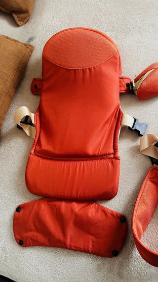 Mochila portabebés ergonómica naranja