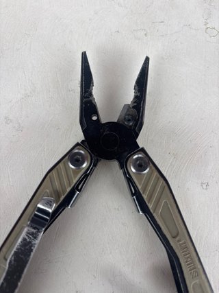 Pinza multifunzione Blackhawk