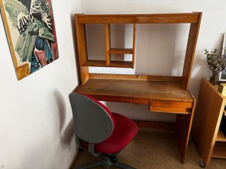 Escritorio vintage madera con estantería