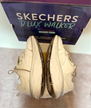 Zapatillas Skechers D'Lux Walker Blancas 39