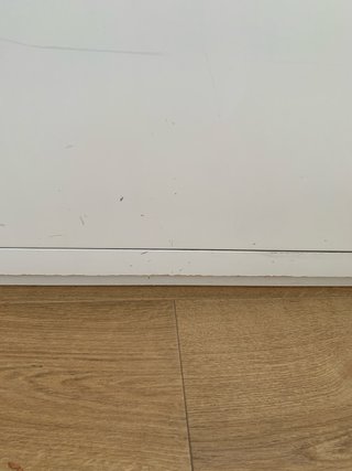 Mueble TV madera y blanco