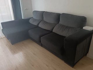 Sofá chaiselongue extraíble gris y negro