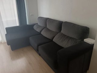 Sofá chaiselongue extraíble gris y negro