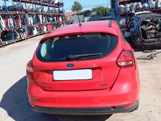 Ford 485035 faro derecho focus lim. black&red