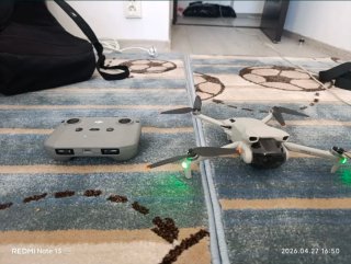Drone Dji Mini 3 con telecomando