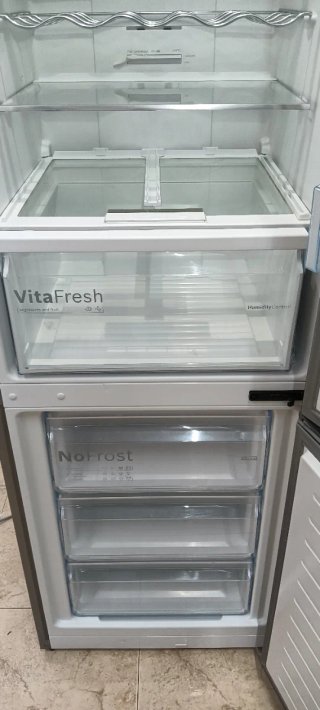 NEVERA COMBI ACERO INOXIDABLE BOSCH NO FROST A +