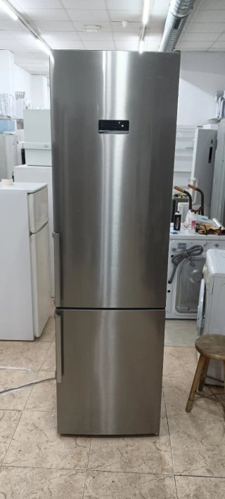 NEVERA COMBI ACERO INOXIDABLE BOSCH NO FROST A +