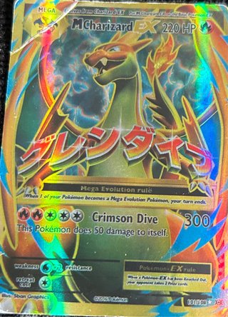 Carta Pokémon M Charizard EX 220 HP