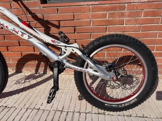 Bici Monty Trial 220 Kamel