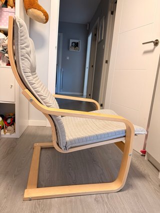 Sillón Poäng con funda beige