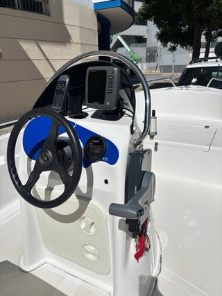Barco Voraz 450