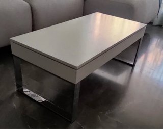 Mesa de centro blanca elevable