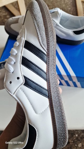 Zapatillas Adidas Samba Blancas y Negras