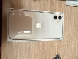 iPhone 11 Blanco de 128gb