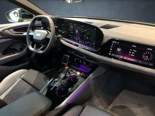 AUDI - A5 ehybrid quattro 367CV Black Line