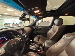 Infiniti FX30 2012