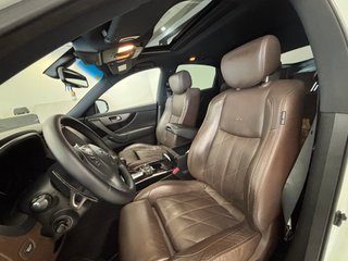 Infiniti FX30 2012