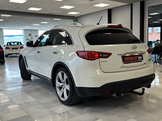 Infiniti FX30 2012