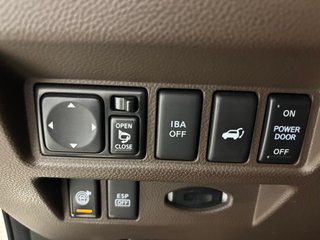 Infiniti FX30 2012