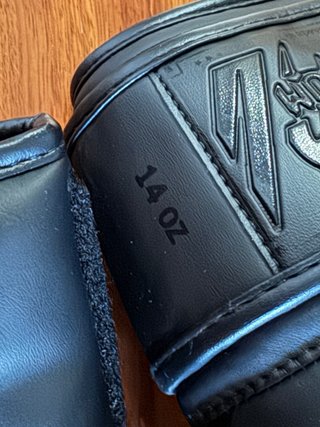 Guantes Boxeo Venum Elite 14 oz Negros ORGINALES