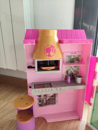 Casa Barbie Cocina, Comedorby Restaurante