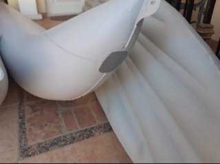 Riparazione di articoli gonfiabili