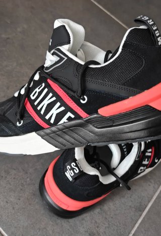 Zapatillas Bikkembergs Negras y Rojas