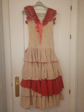 Traje de flamenca niña floral