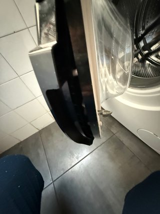 Lavadora Daewoo Blanca, tiene la puerta rota ,