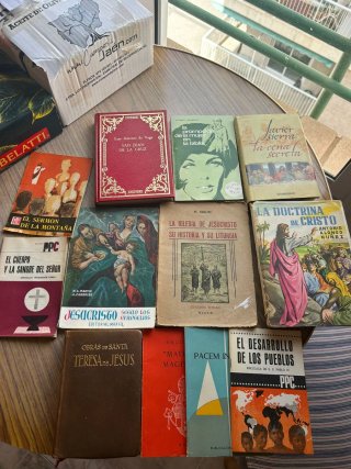 Lote de libros religión católica