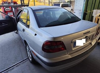 Volvo 230318 087731109r faro derecho s40