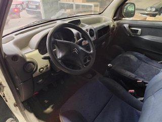 Faro derecho sin ref citroen berlingo 1.9 230311
