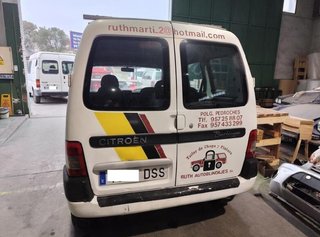 Faro derecho sin ref citroen berlingo 1.9 230311