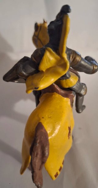 Figura caballero medieval plomo
