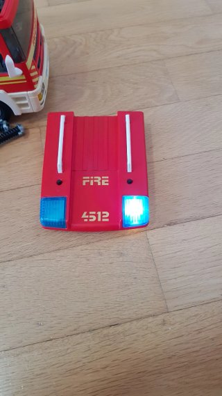 Camión Bomberos Playmobil con Figura