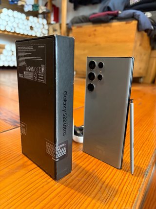 Samsung S22 Ultra 256GB + Fones Galaxy Buds2