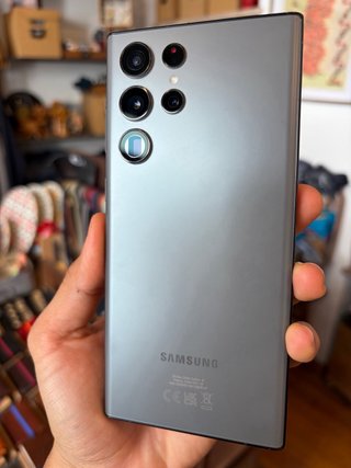 Samsung S22 Ultra 256GB + Fones Galaxy Buds2