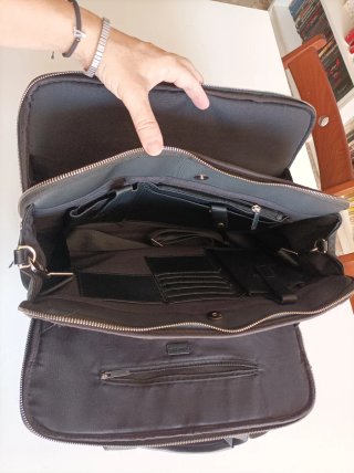 Bolso Parfois negro para portátil