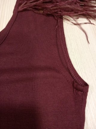 Camiseta sin mangas plumas roja Talla M