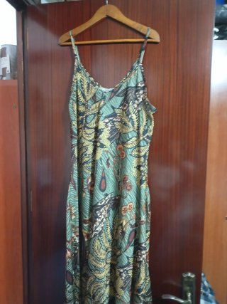 Vestido largo de tirantes estampado
