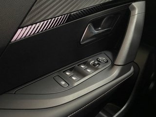 Peugeot 2008 Allure Hybrid 1.2 145CV eDCS6 MHEV!!!