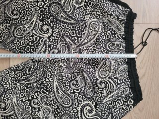 Pantalones elásticos estampado étnico